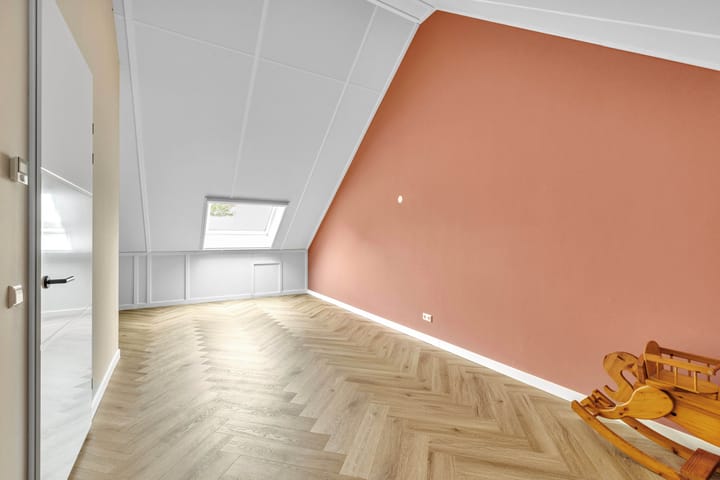 Foto 49 van Vierasser 83