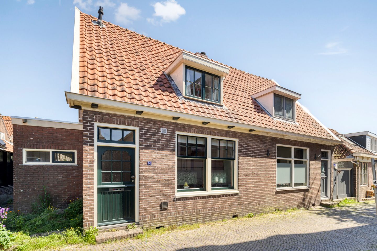 Foto 1 van Schoolstraat 14