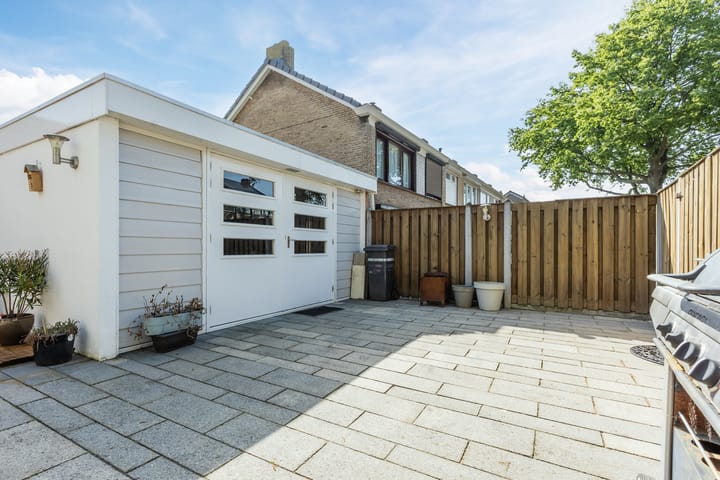 Foto 33 van Rijnlaan 38