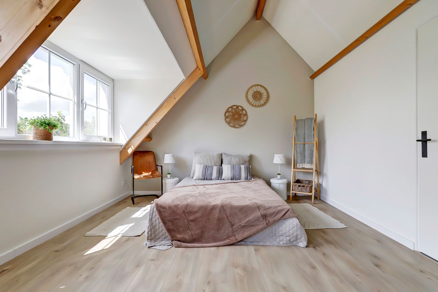 Foto 34 van Veenhuisweg 58