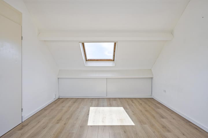 Foto 21 van Westmallestraat 4