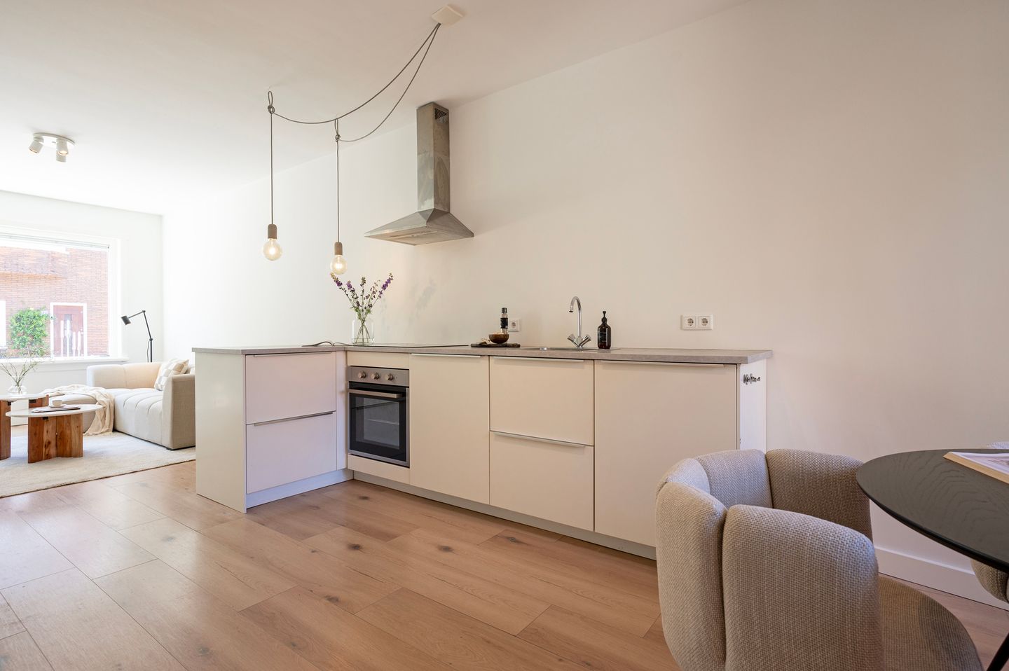 Foto 19 van Leliestraat 34