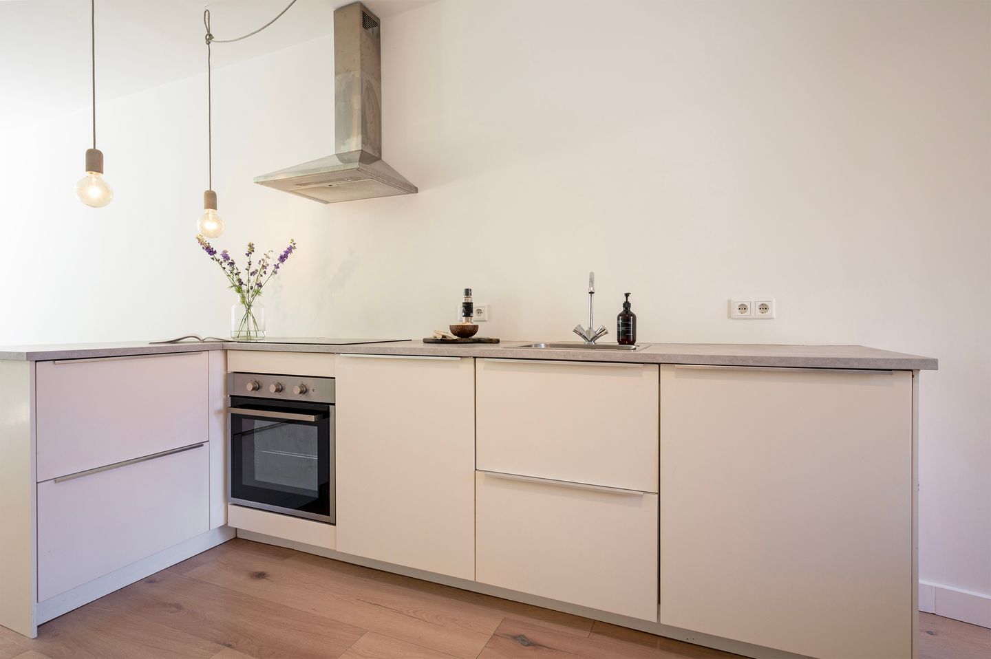 Foto 20 van Leliestraat 34