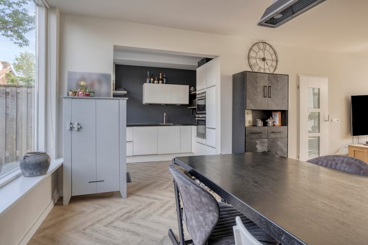 Foto 9 van van Ostadelaan 81