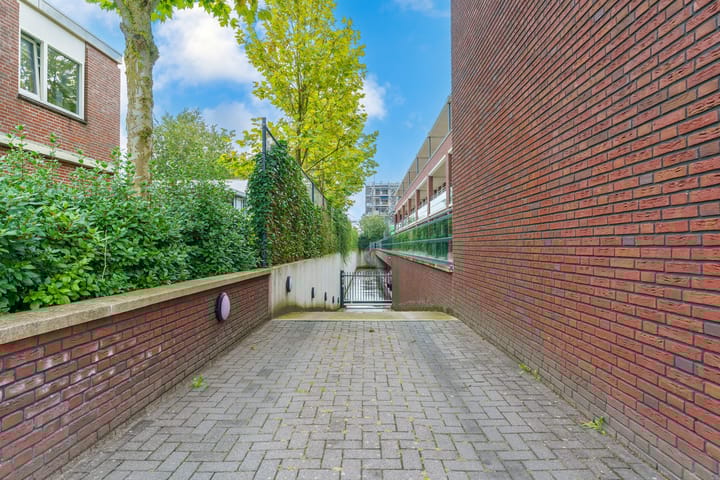 Foto 23 van Baarzenstraat 4925