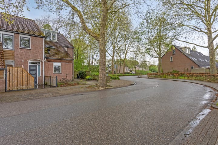 Photo 4 of Tichelmeesterlaan 4
