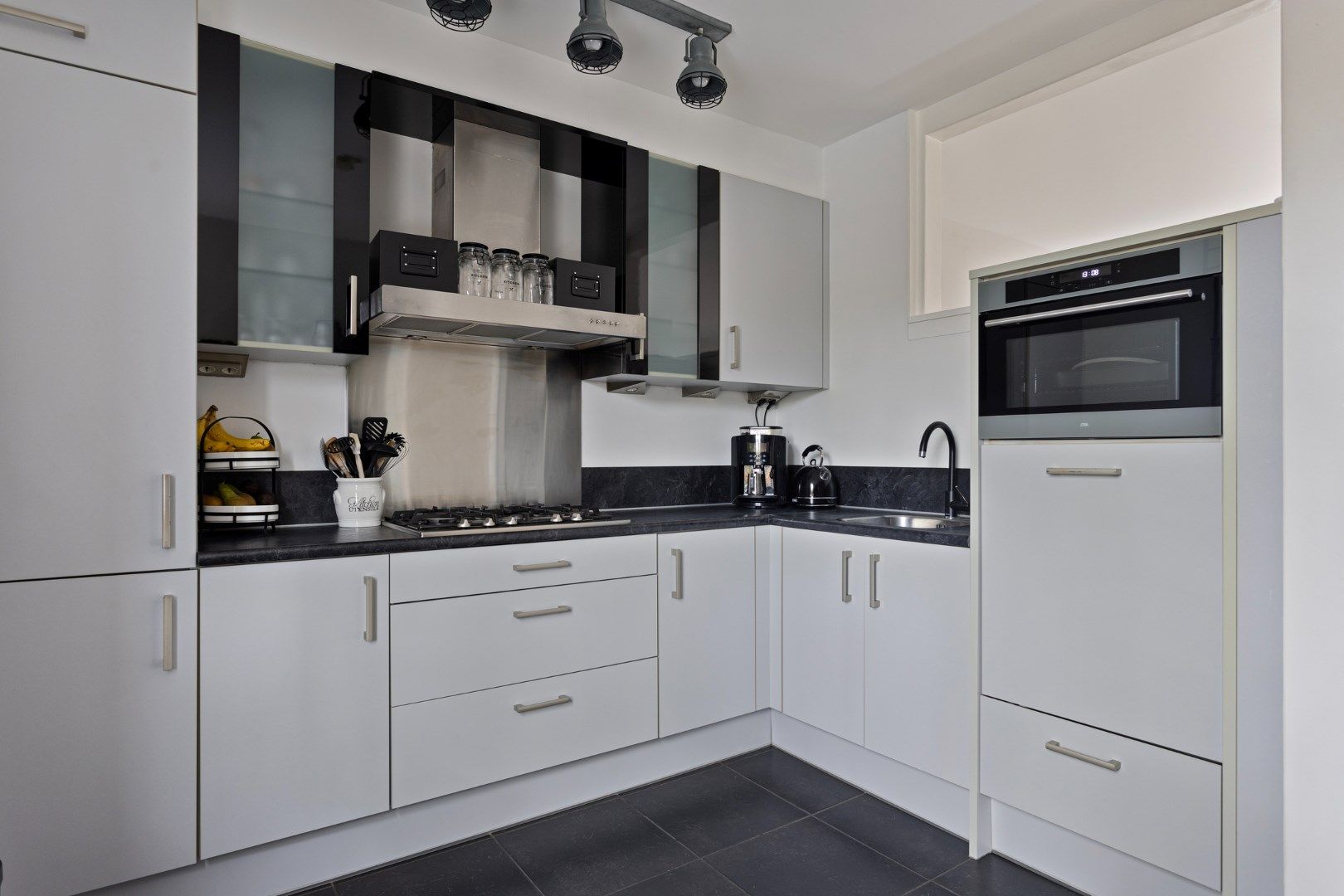 Foto 15 van Tichelmeesterlaan 4