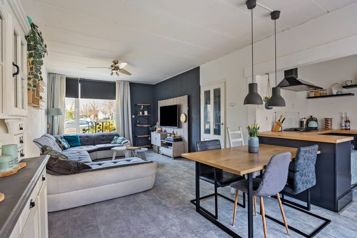 Foto 9 van Jupiter 87