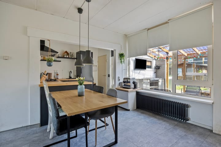 Foto 11 van Jupiter 87