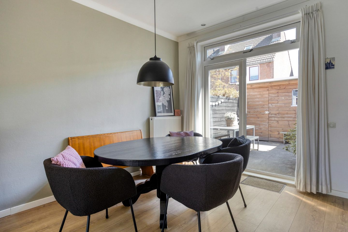 Photo 10 of Monnikstraat 40