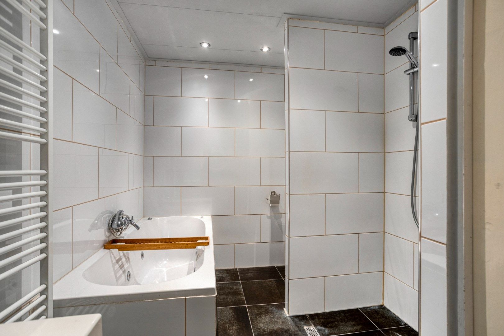 Photo 15 of Monnikstraat 40