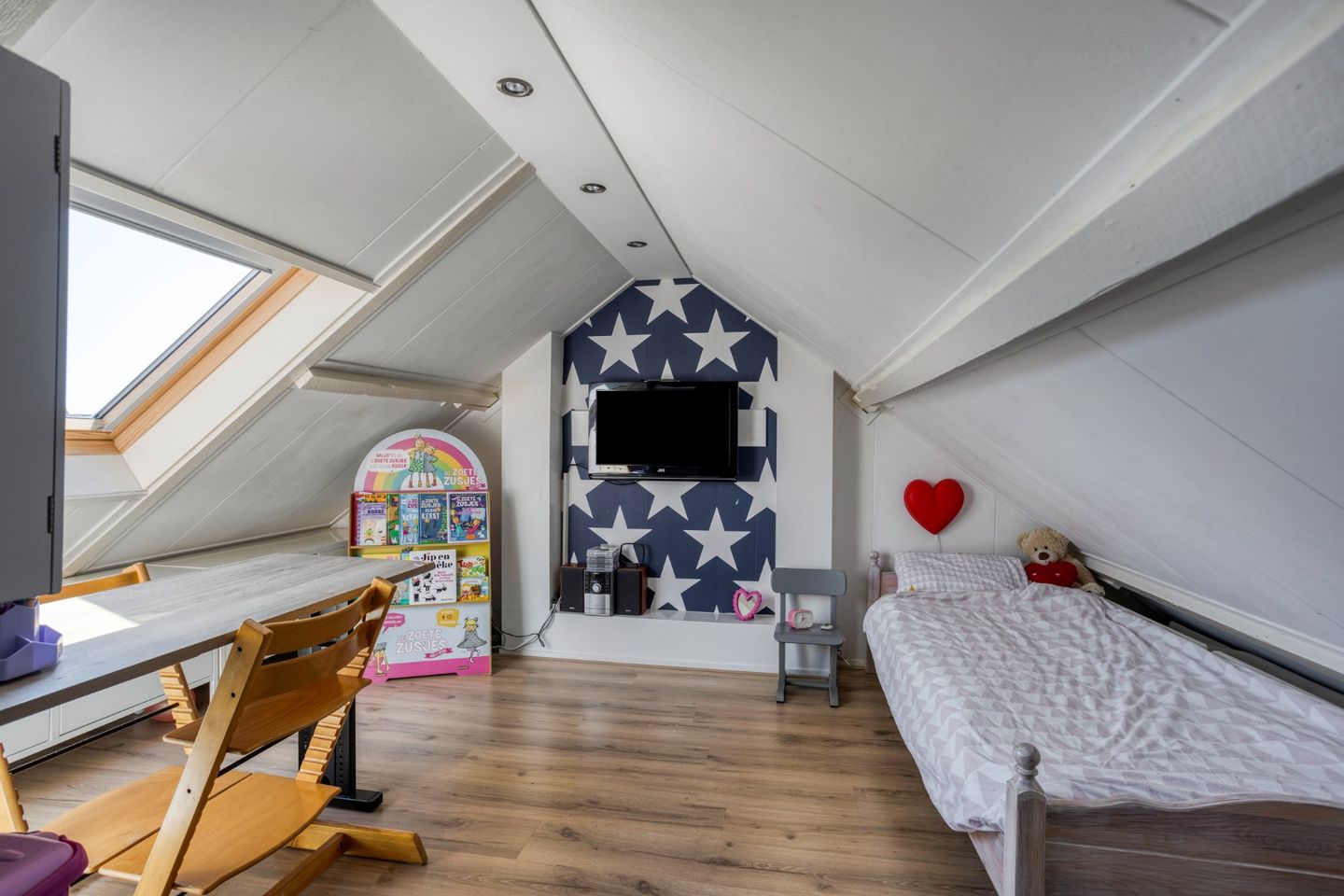 Photo 19 of Monnikstraat 40