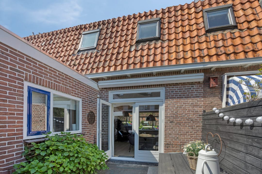 Photo 22 of Monnikstraat 40