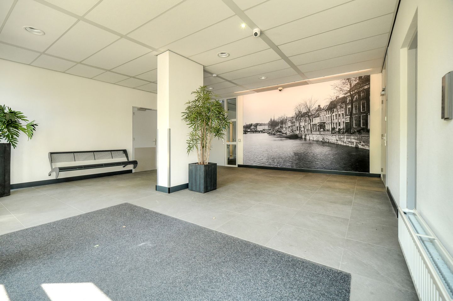 Photo 5 of Middellaan 58