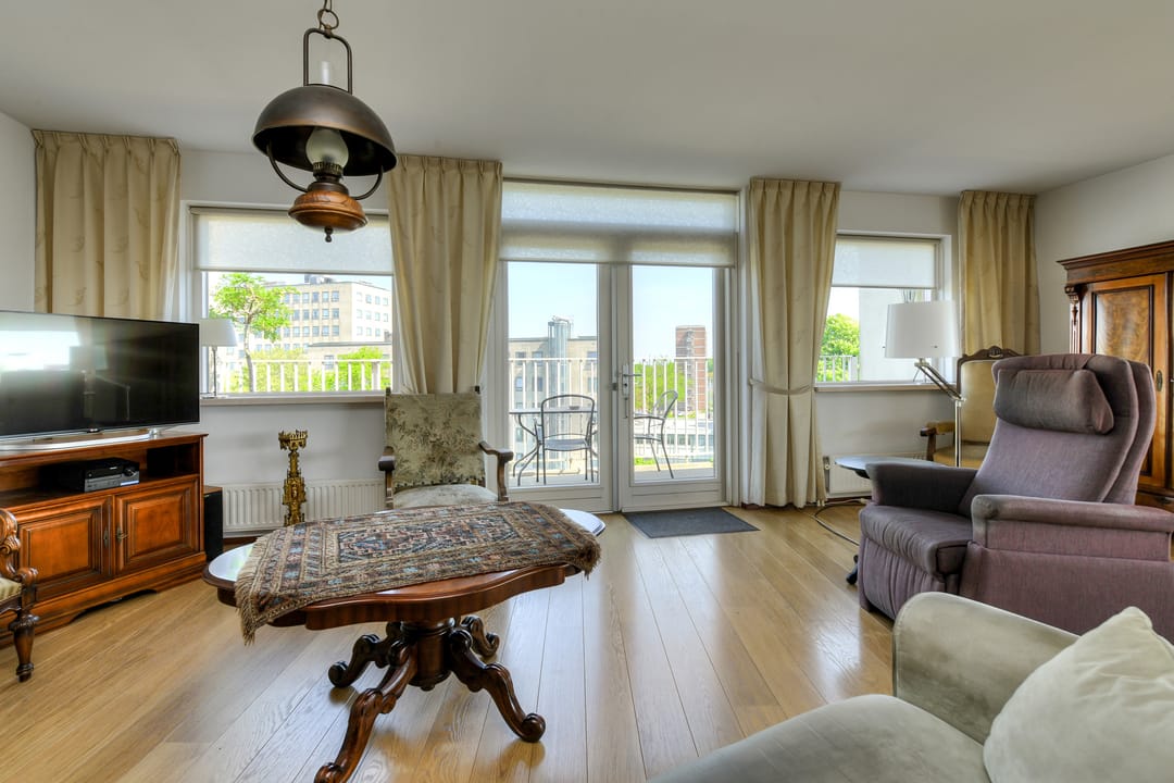 Photo 23 of Middellaan 58