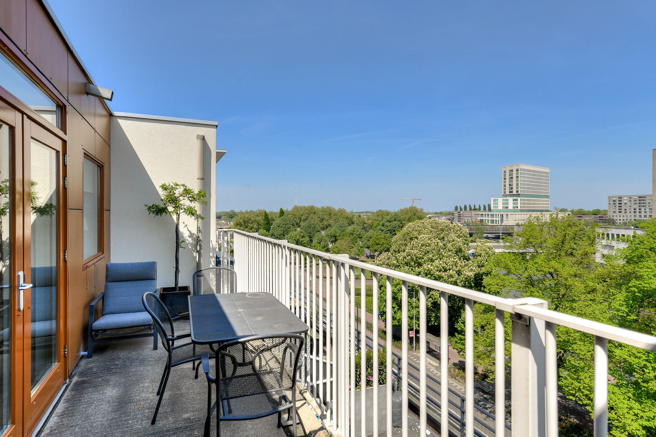 Photo 30 of Middellaan 58