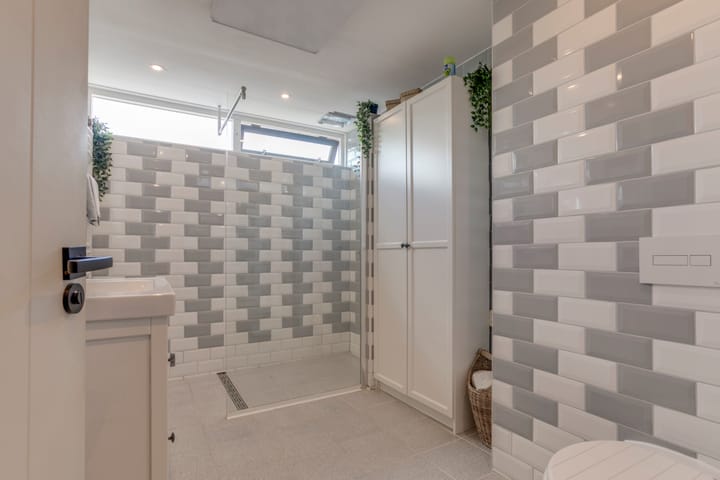 Photo 4 of Maasstraat 12