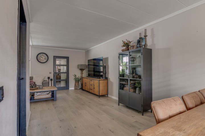 Foto 16 van Maasstraat 12