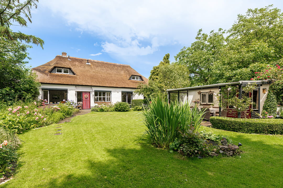 Foto 1 van Elzenlaan 2