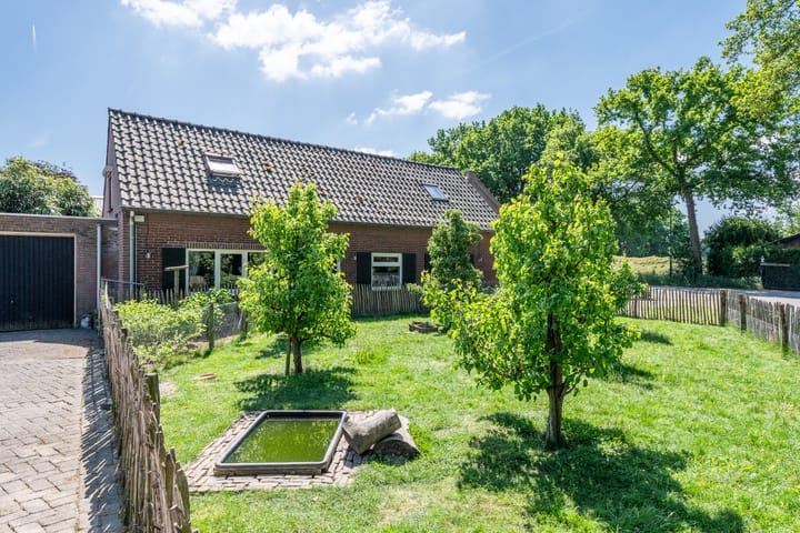 Foto 1 van Knapersven 9