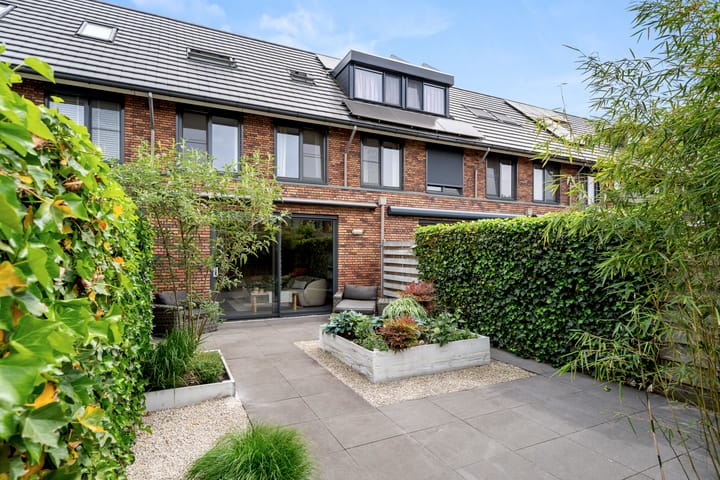 Foto 2 van Van Dijkerf 6