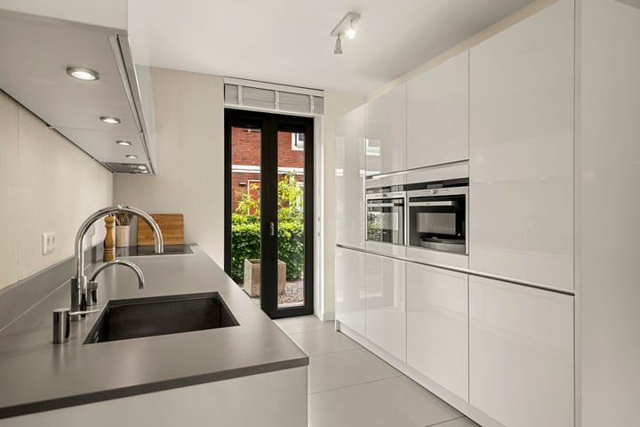 Foto 11 van Van Dijkerf 6