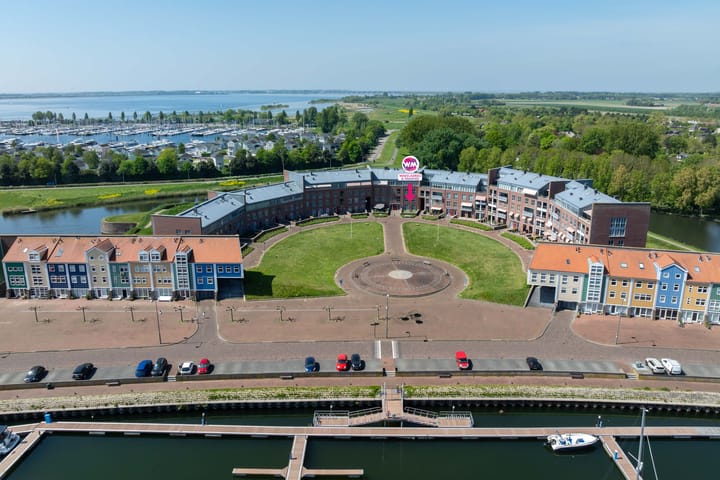 Photo 3 of Willem- en Maryplein 11