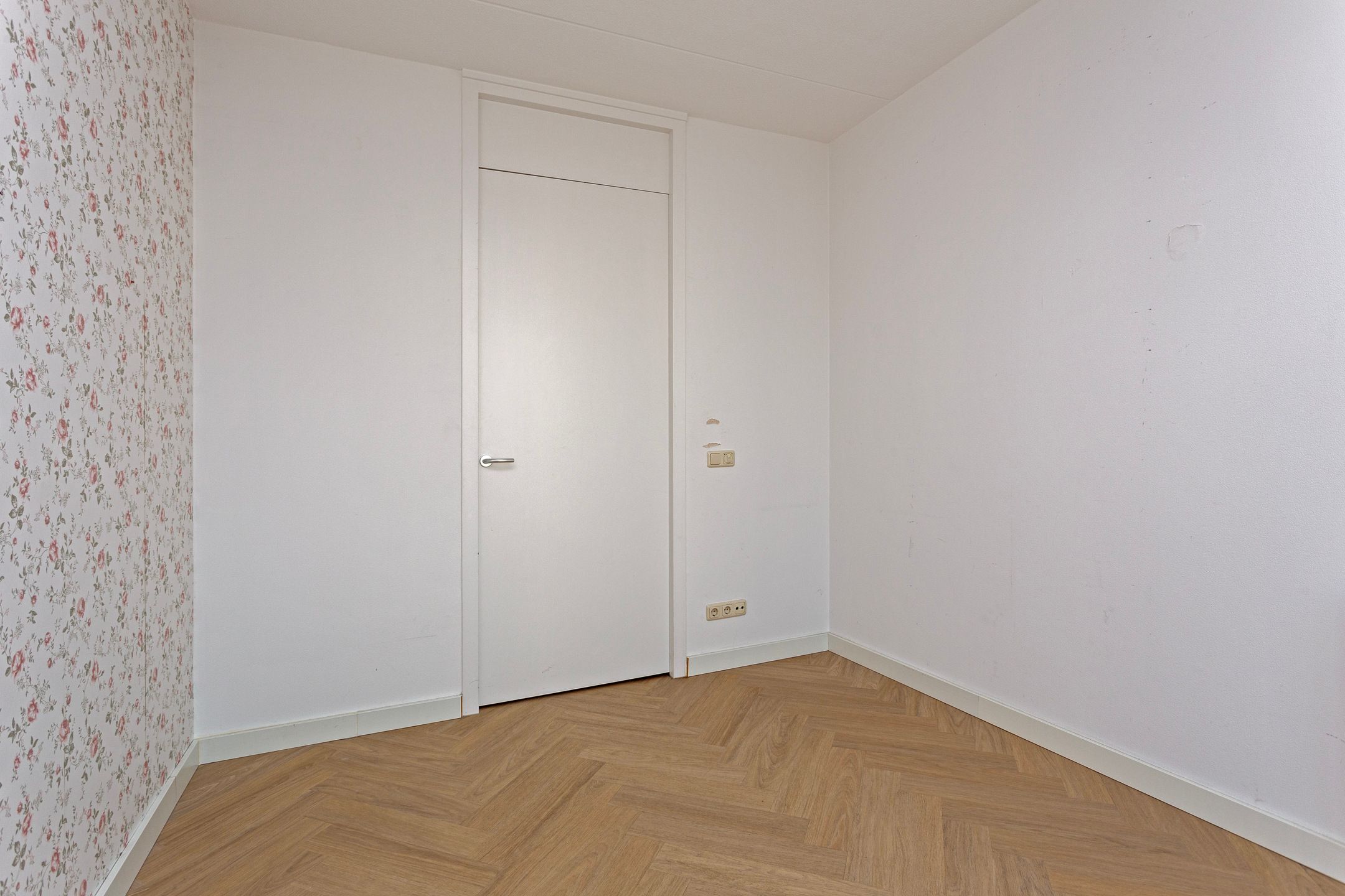 Foto 15 van Dr. R. van Lutterveltstraat 38