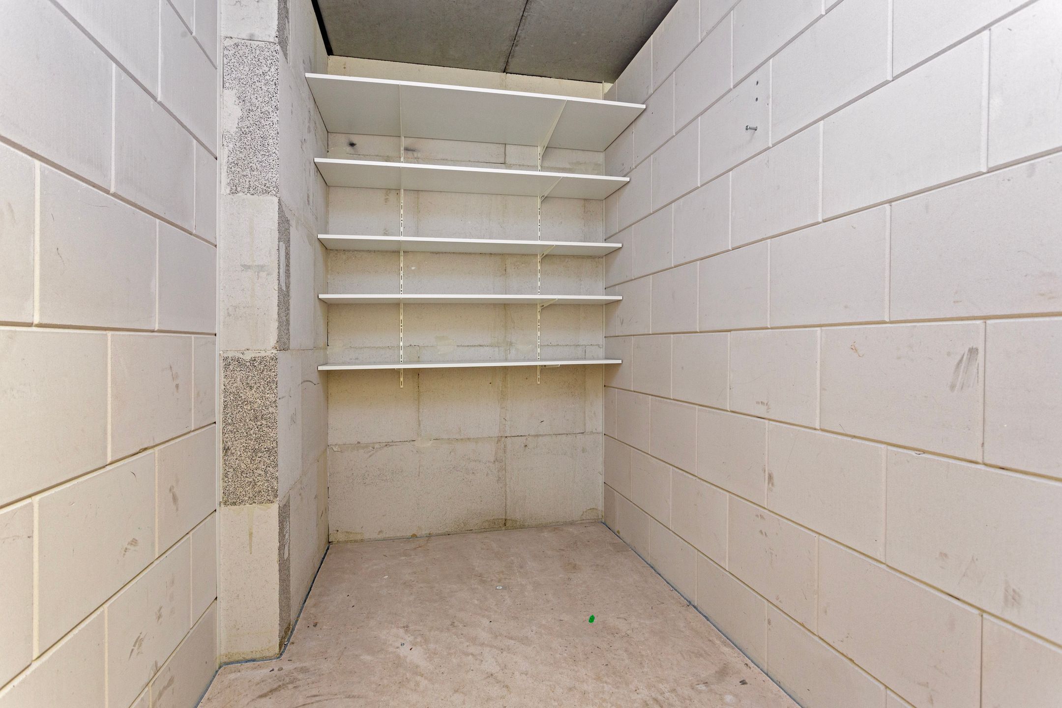 Foto 18 van Dr. R. van Lutterveltstraat 38