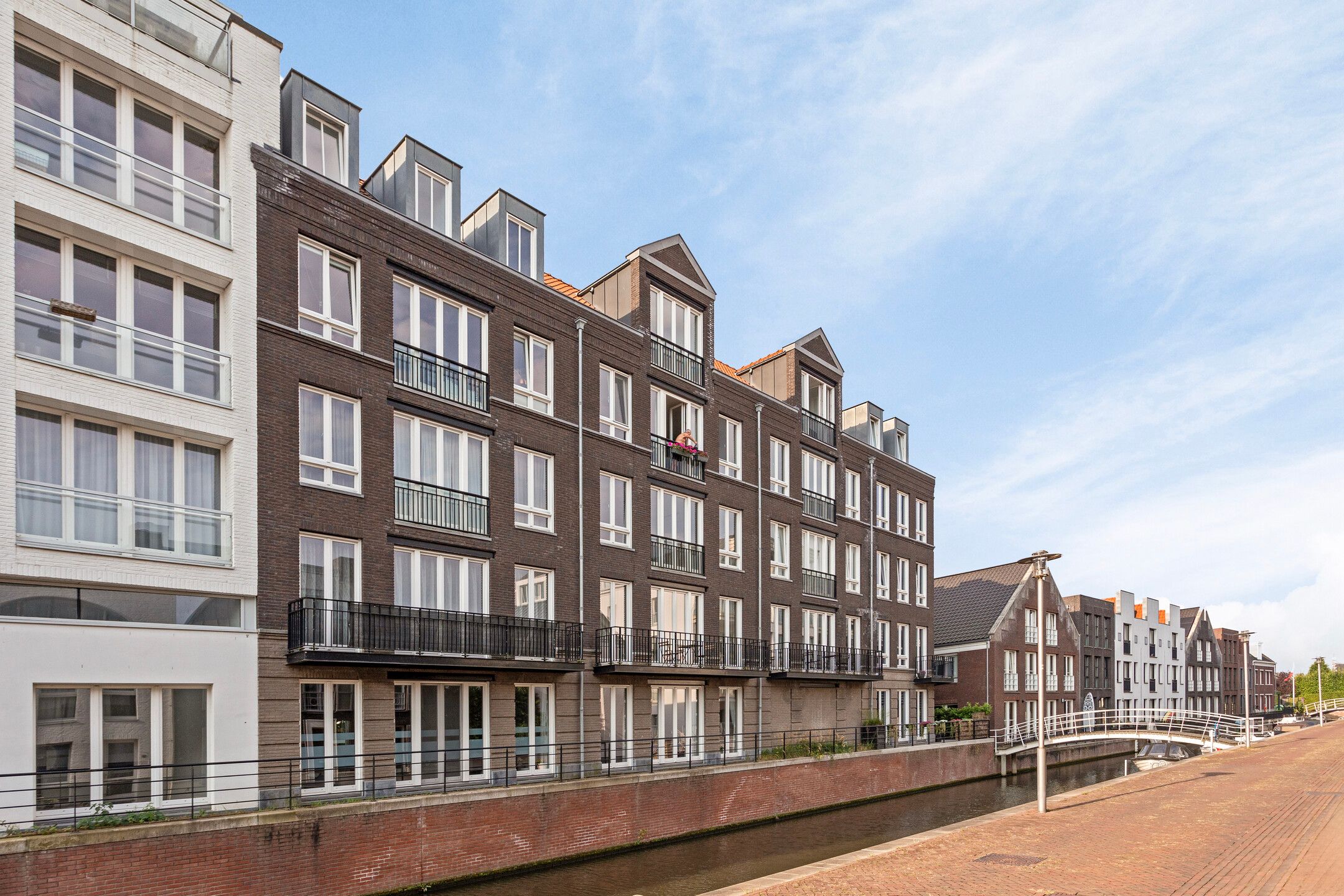 Foto 24 van Dr. R. van Lutterveltstraat 38