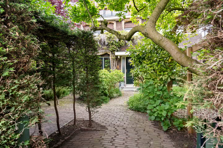 Foto 8 van Berglustlaan 86