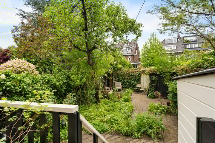 Foto 35 van Berglustlaan 86