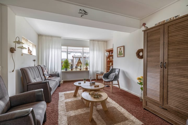 Photo 6 of Nassaustraat 12