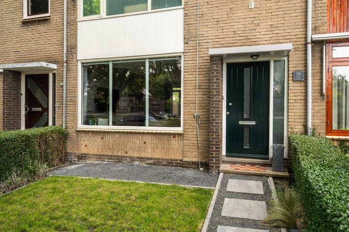 Foto 8 van Van Limburg Stirumplantsoen 24