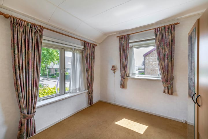 Photo 20 of Nassaustraat 12