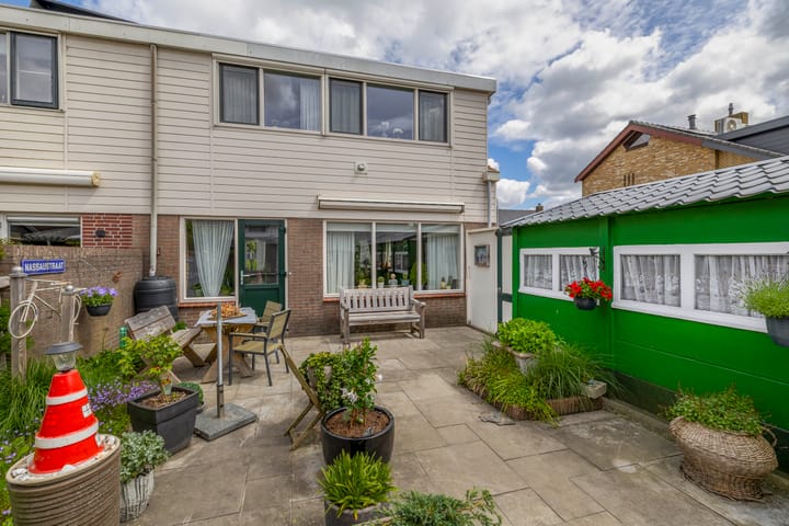 Photo 26 of Nassaustraat 12