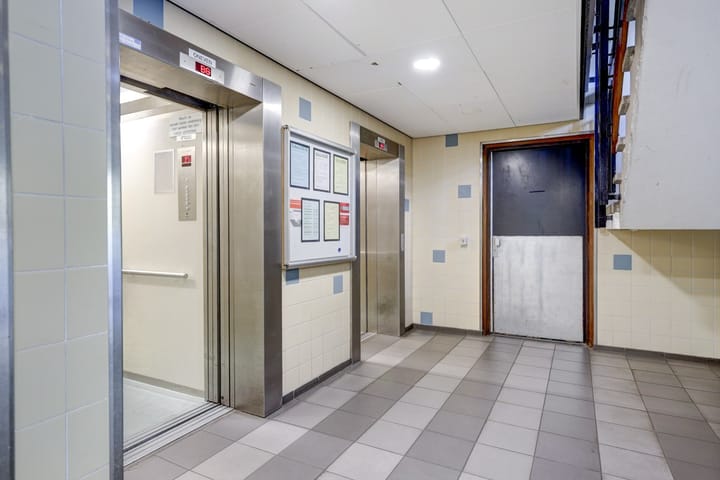 Photo 32 of Zernikeplaats 100