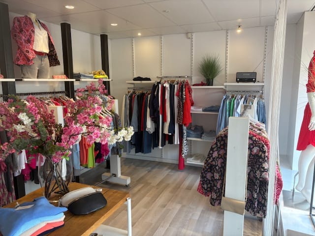 View photo 3 of Dorpsstraat 61