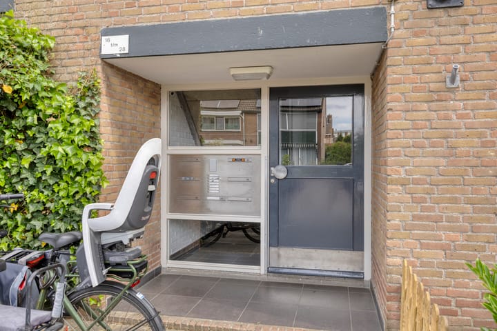 Foto 11 van Troelstrastraat 18