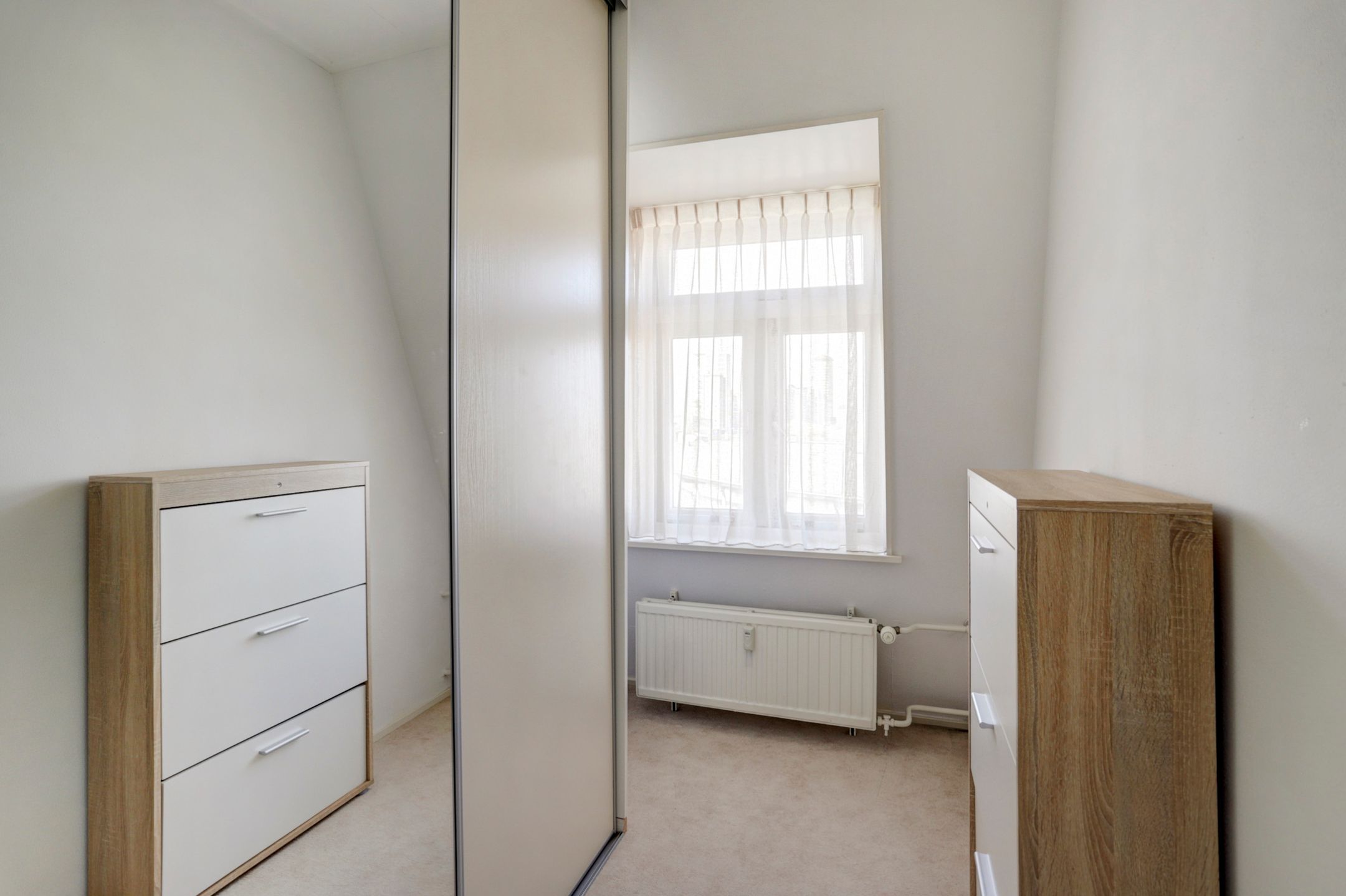 Foto 27 van Coosje Buskenstraat 49-A