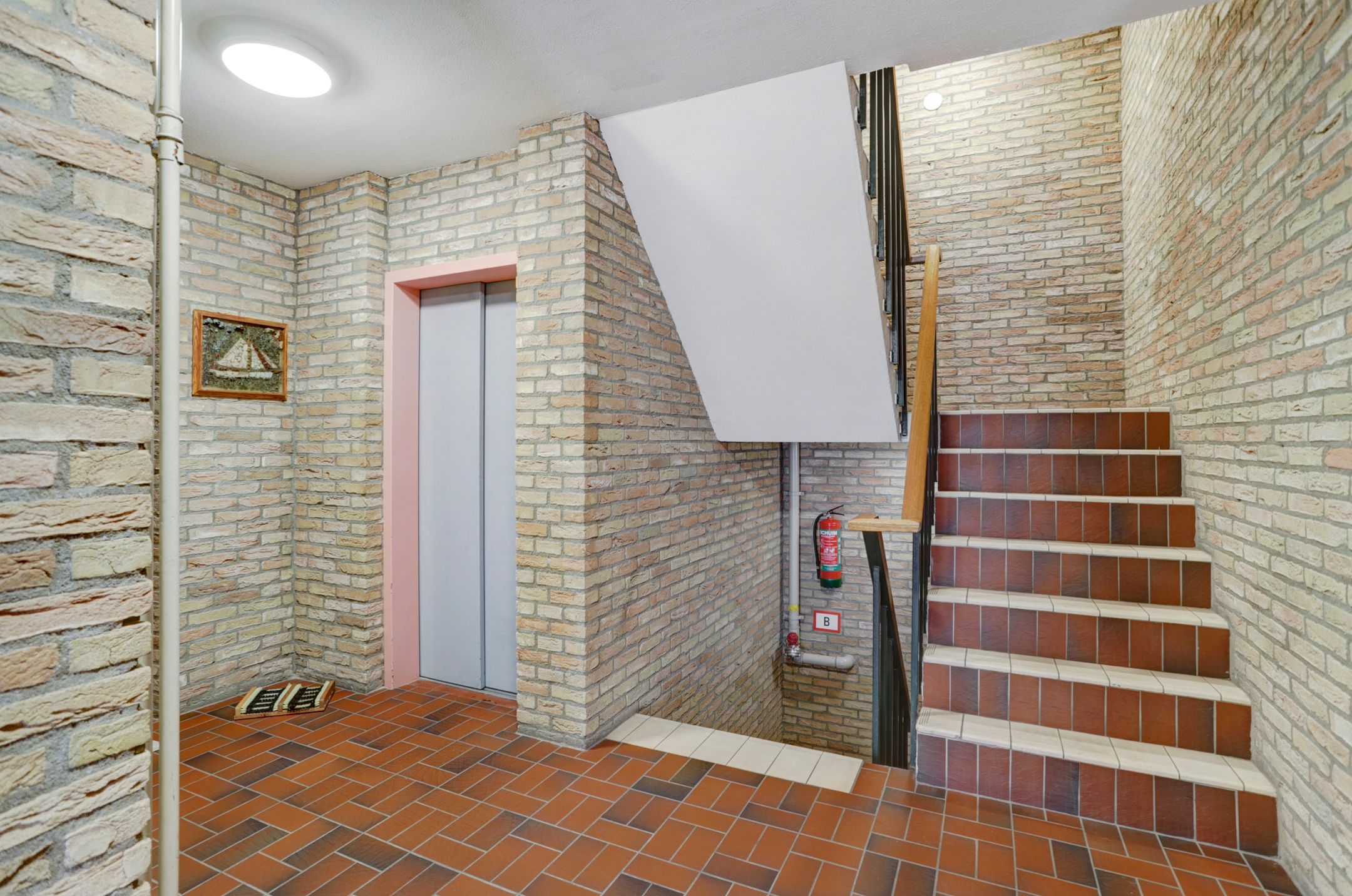 Foto 33 van Coosje Buskenstraat 49-A