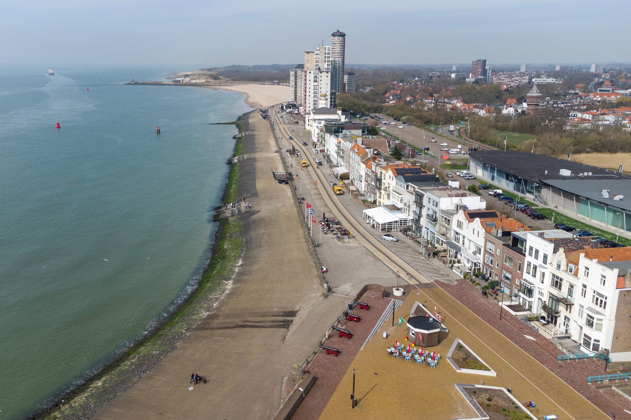 Foto 36 van Coosje Buskenstraat 49-A