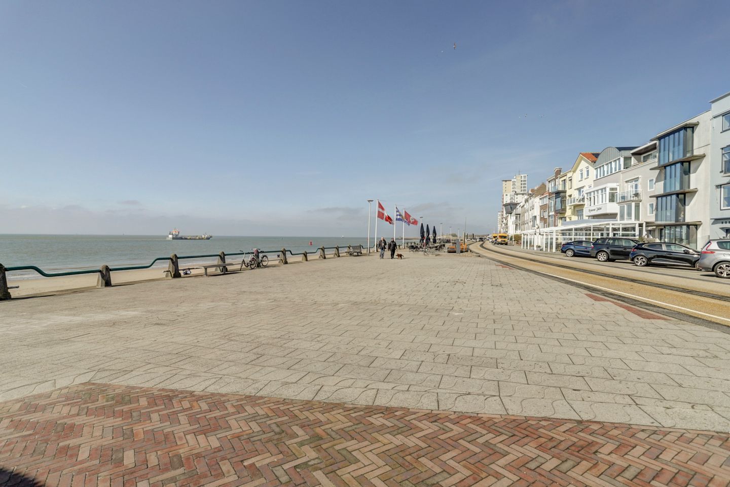 Foto 40 van Coosje Buskenstraat 49-A