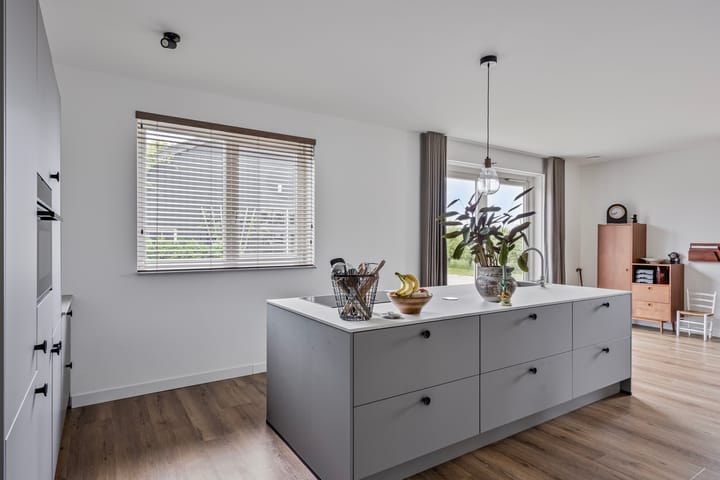 Foto 30 van Bredestraat-Zuid 49-A