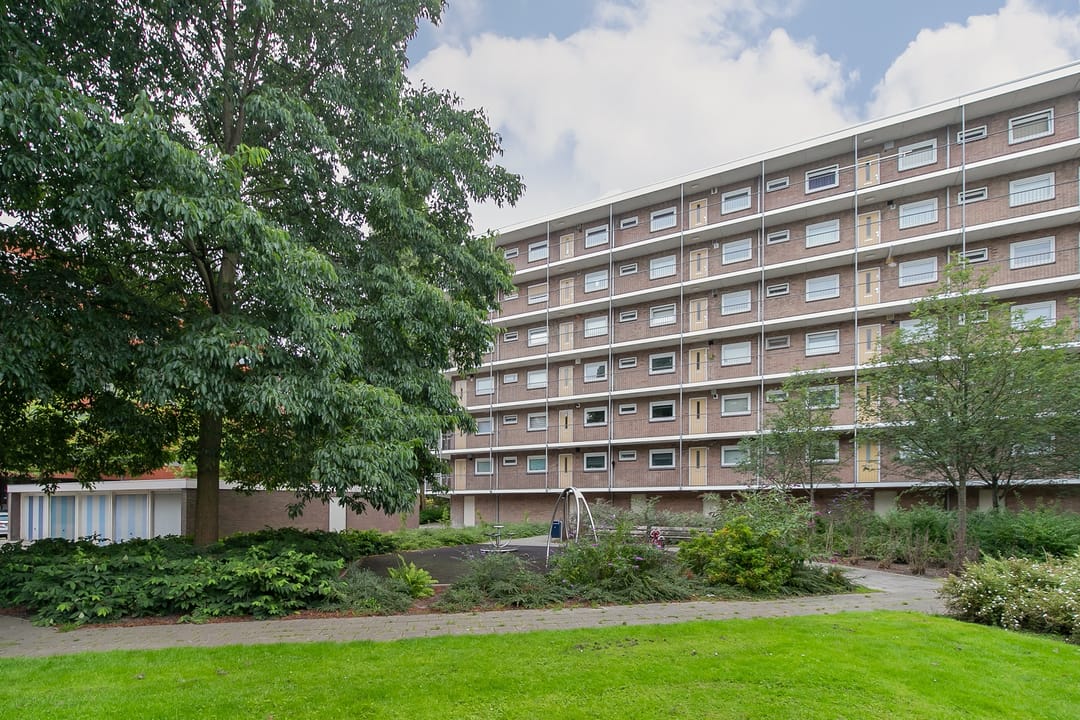 Foto 1 van Mr. G. Groen van Prinstererlaan 207