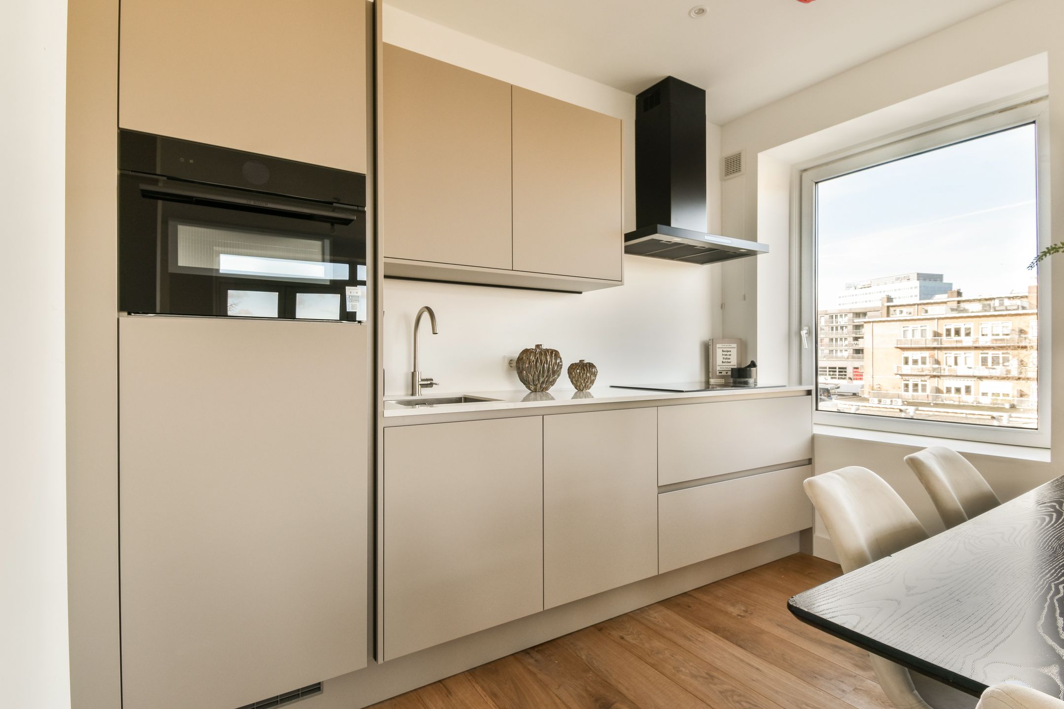 Foto 6 van Buskenblaserstraat 42-3