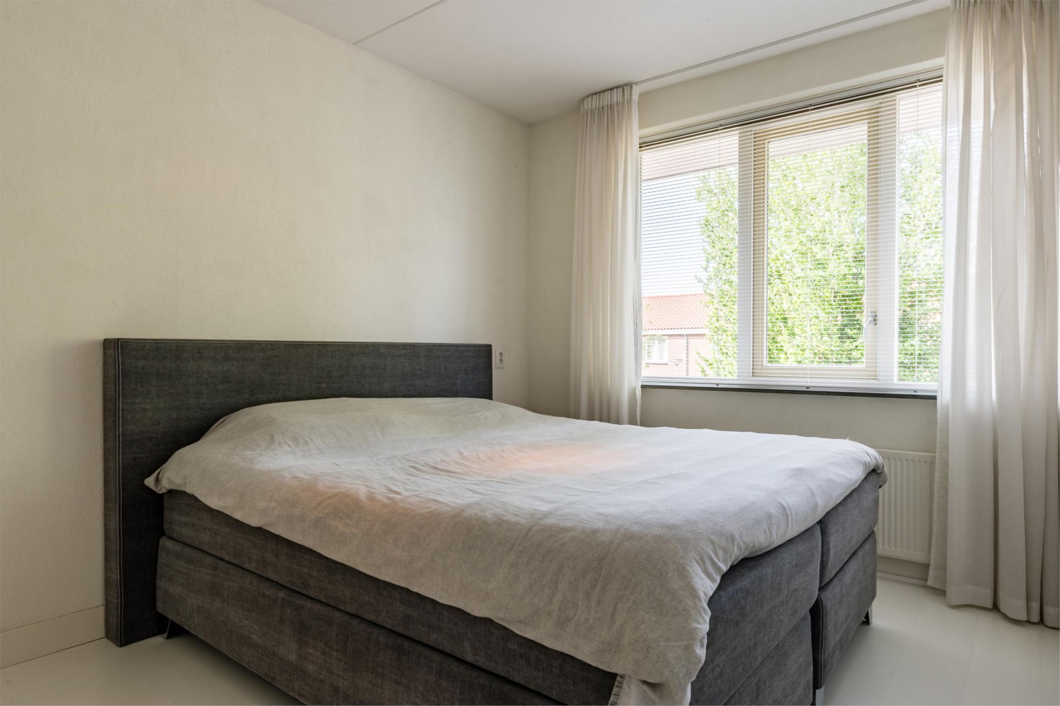 Foto 24 van Admiraal de Ruyterlaan 24-A