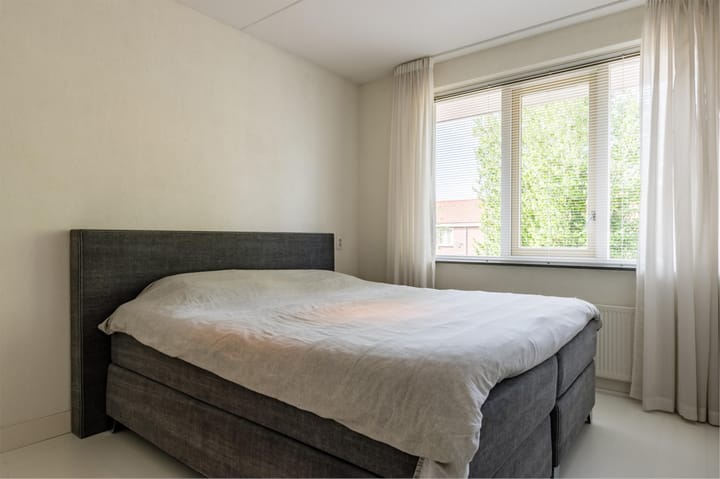 Foto 24 van Admiraal de Ruyterlaan 24-A