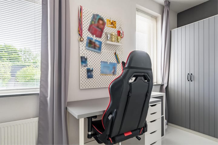 Foto 30 van Admiraal de Ruyterlaan 24-A