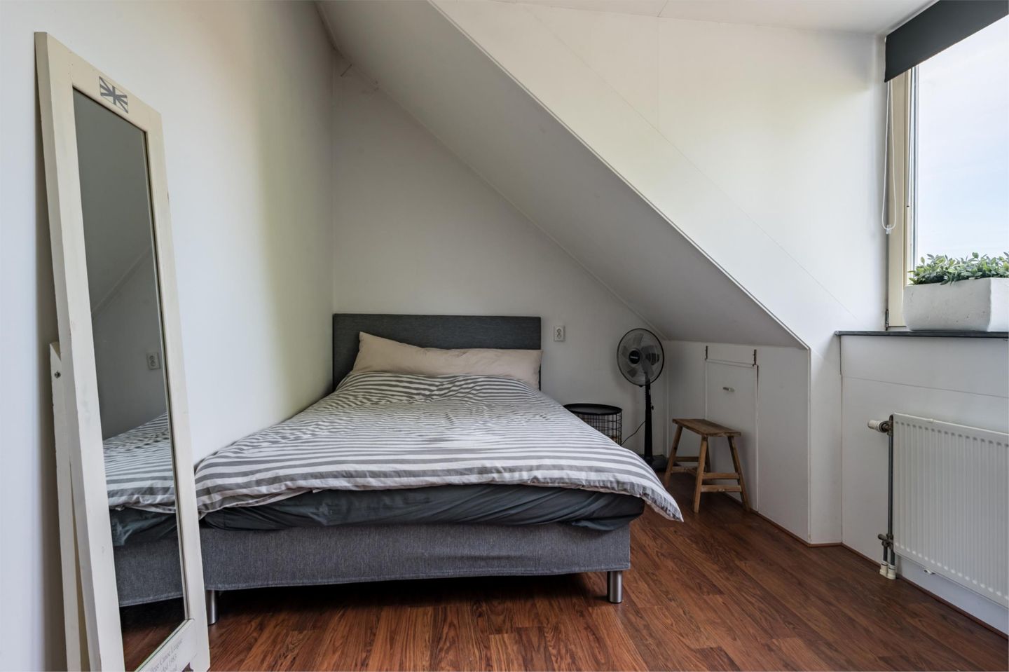 Foto 35 van Admiraal de Ruyterlaan 24-A